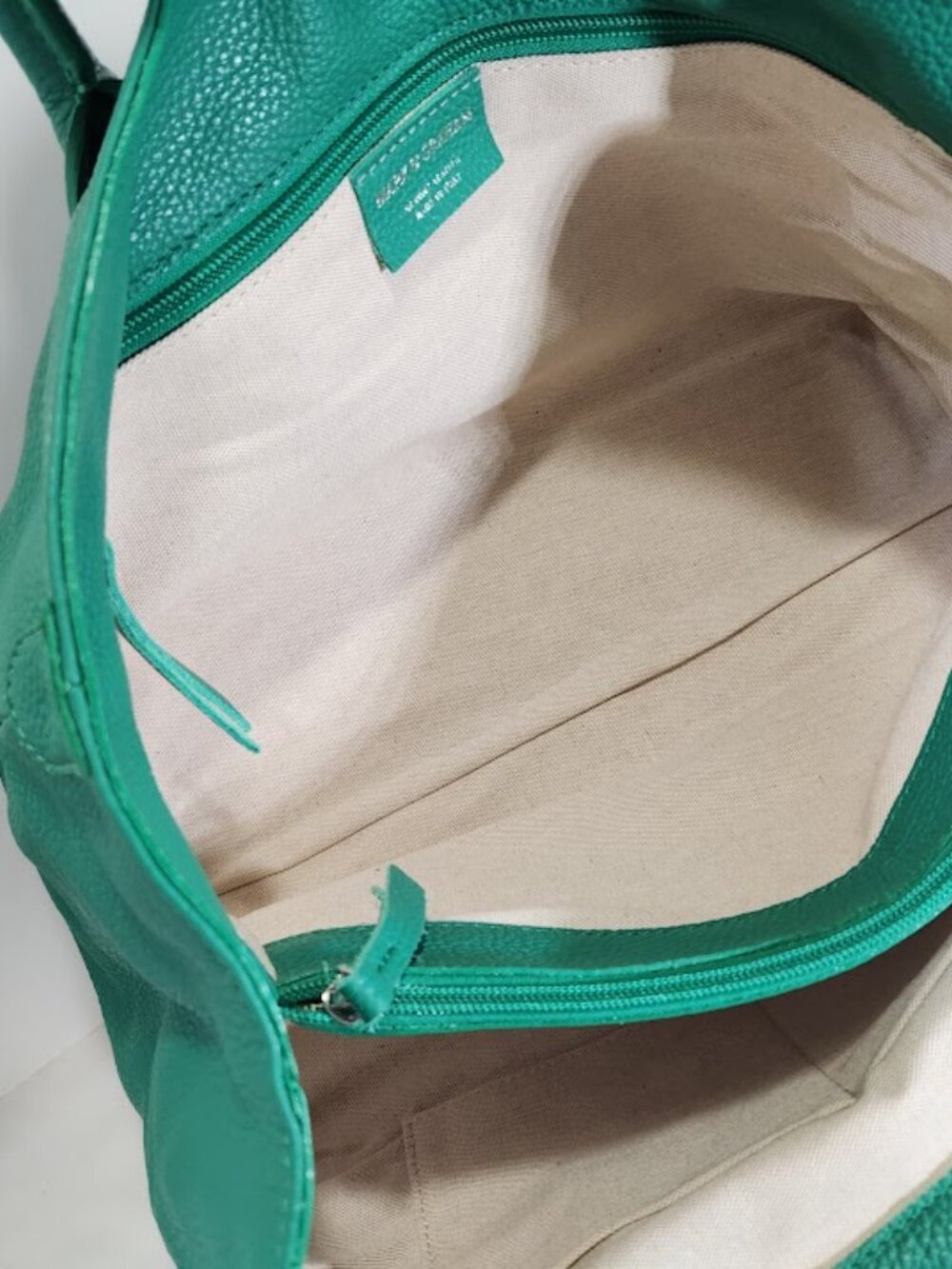 Mark & Graham Elisabetta slouchy tote Kelly Green Pebble leather with twill int - Picture 9 of 13